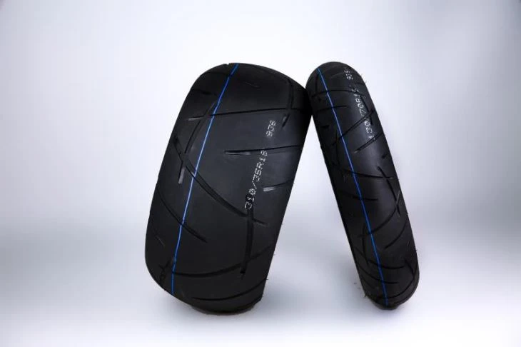 Cruiser moottoripyörä Radial-rengas 310/35R18