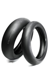 Moottoripyörän radiaalirengas 180 / 55ZR17 ilman putkia